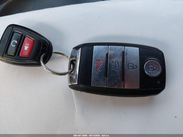5XYKWDA73FG551438 KIA Sorento Limited V6