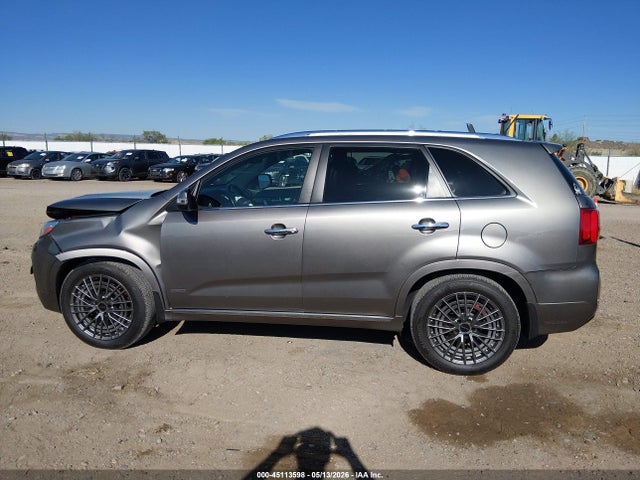 5XYKWDA73FG551438 KIA Sorento Limited V6