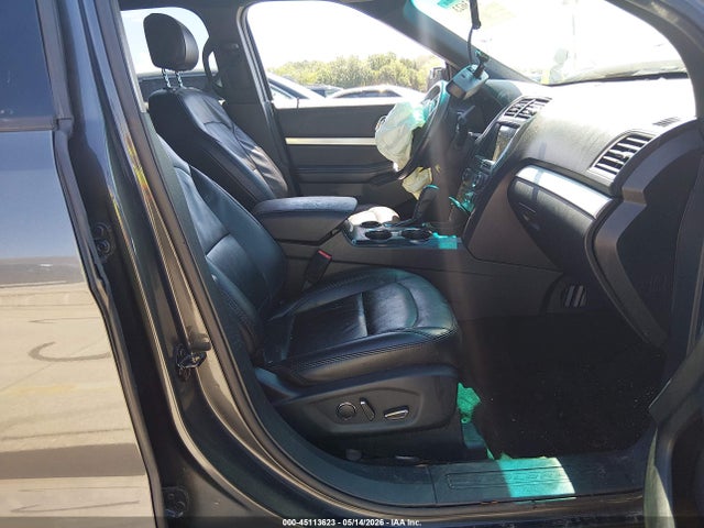 45113623 :رقم المزاد ، 1FM5K7D83HGA68719 vin ، 2017 Ford Explorer Xlt مزاد بيع