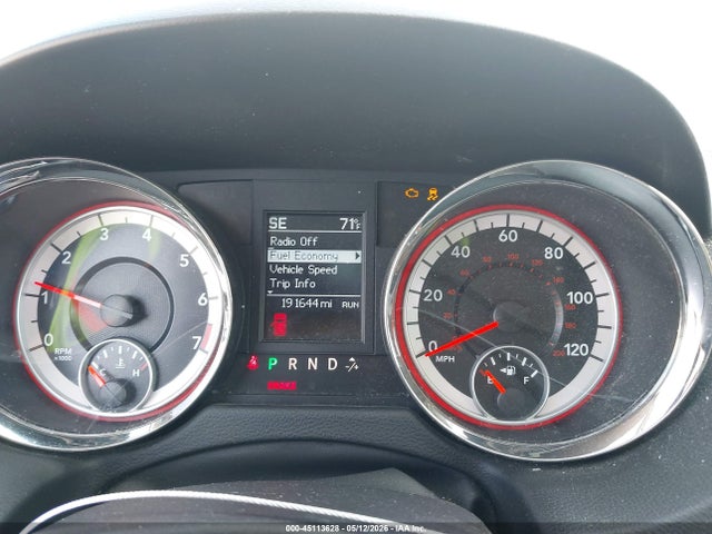 45113628 :رقم المزاد ، 2D4RN5DG8BR755339 vin ، 2011 Dodge Grand Caravan Crew مزاد بيع