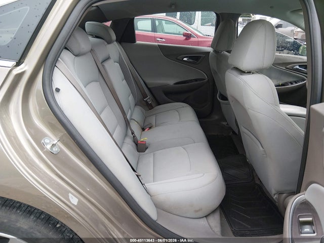 1G1ZD5ST0LF045806 Chevrolet Malibu Fwd Lt