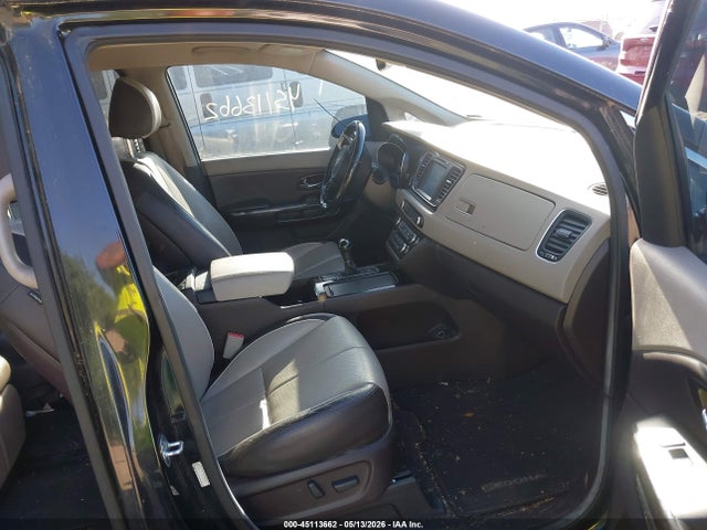 45113662 :رقم المزاد ، KNDME5C14G6138295 vin ، 2016 Kia Sedona Sx Luxury مزاد بيع