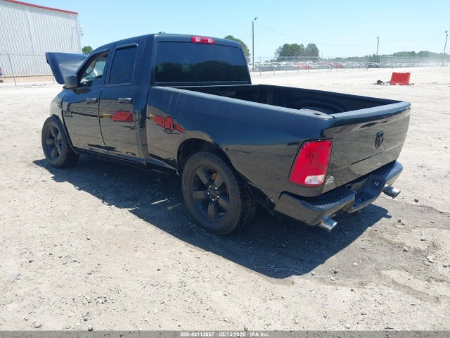 45113667 :رقم المزاد ، 1C6RR6FT0HS805537 vin ، 2017 Ram 1500 Express مزاد بيع