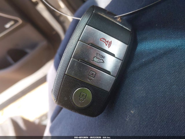 45113674 :رقم المزاد ، 5XYPK4A13GG027981 vin ، 2016 Kia Sorento 2.0t Sxl مزاد بيع