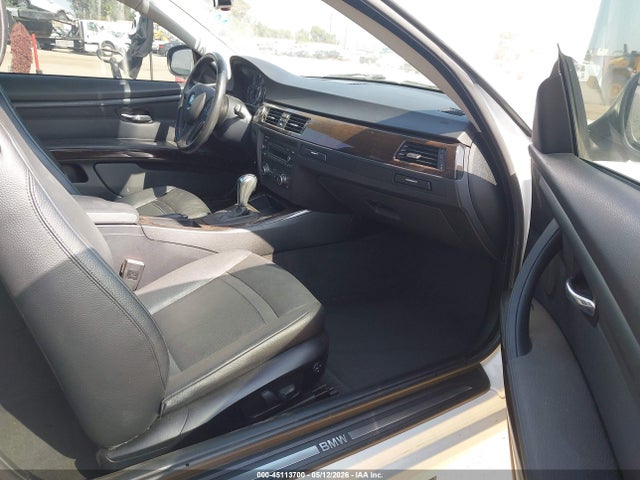 45113700 :رقم المزاد ، WBAKE5C55BE573025 vin ، 2011 Bmw 328i مزاد بيع