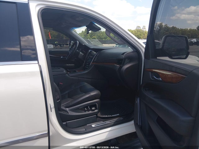45113705 :رقم المزاد ، 1GYS4NKJXFR620305 vin ، 2015 Cadillac Escalade Premium مزاد بيع