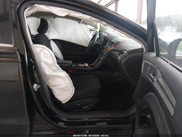45113769 :رقم المزاد ، 3FA6P0H71HR254941 vin ، 2017 Ford Fusion Se مزاد بيع