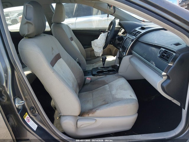 45113868 :رقم المزاد ، 4T4BF1FK5CR158712 vin ، 2012 Toyota Camry Le مزاد بيع