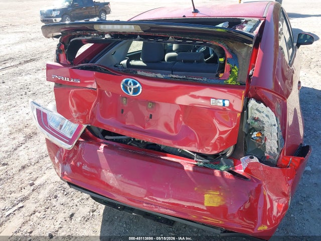 Продаж на аукціоні авто 2014 Toyota Prius Two, vin: JTDKN3DU2E1762742, номер лоту: 45113898
