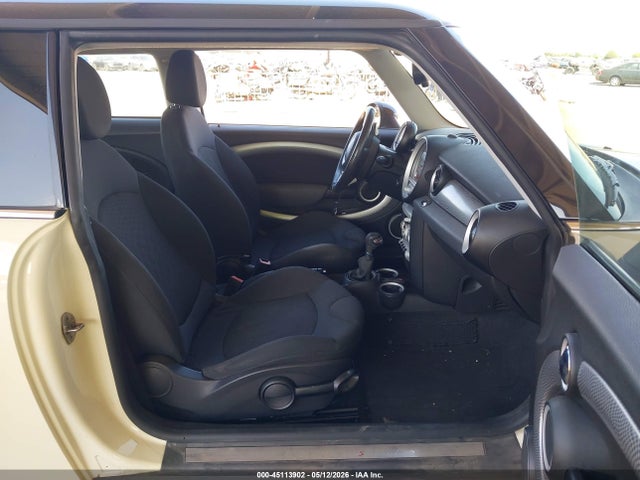 45113902 :رقم المزاد ، WMWMF7C50ATZ69214 vin ، 2010 Mini Cooper S مزاد بيع