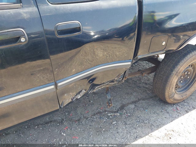Aukcja sprzedaży 2001 Toyota Tundra Sr5 V8, vin: 5TBBT44141S169231, numer aukcji: 45113935