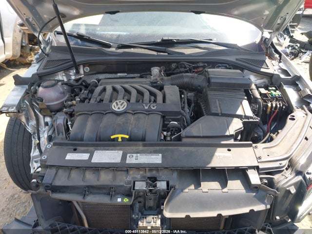 2018 Volkswagen Passat 3.6l V6 Gt მანქანა იყიდება აუქციონზე, vin: 1VWJM7A39JC025311, აუქციონის ნომერი: 45113942