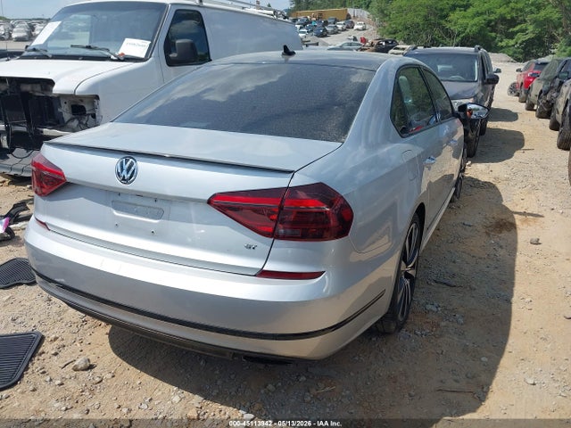 2018 Volkswagen Passat 3.6l V6 Gt მანქანა იყიდება აუქციონზე, vin: 1VWJM7A39JC025311, აუქციონის ნომერი: 45113942