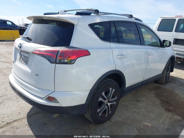 JTMZFREV7JJ744981 Toyota RAV4 LE