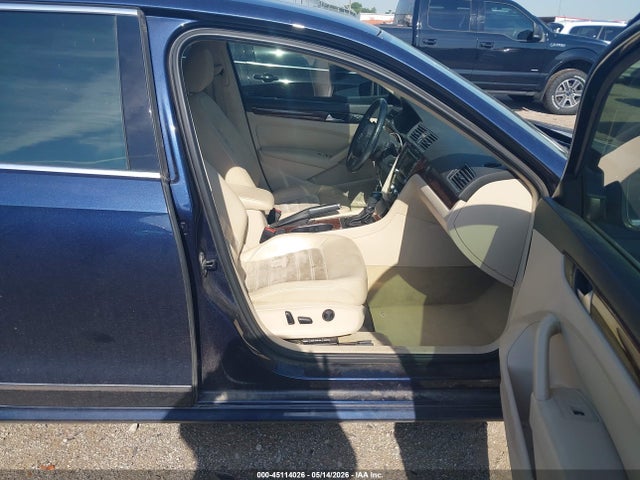 Продажа на аукционе авто 2013 Volkswagen Passat 3.6l V6 Sel Premium, vin: 1VWCM7A35DC147211, номер лота: 45114026