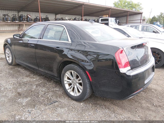 45114055 :رقم المزاد ، 2C3CCAAG2HH617854 vin ، 2017 Chrysler 300 Limited مزاد بيع