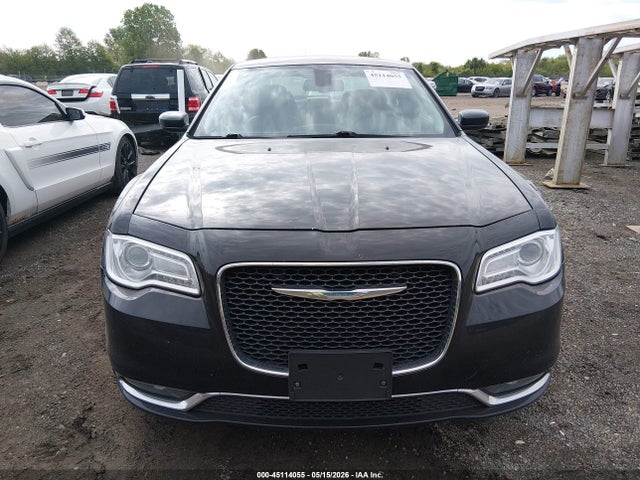 45114055 :رقم المزاد ، 2C3CCAAG2HH617854 vin ، 2017 Chrysler 300 Limited مزاد بيع