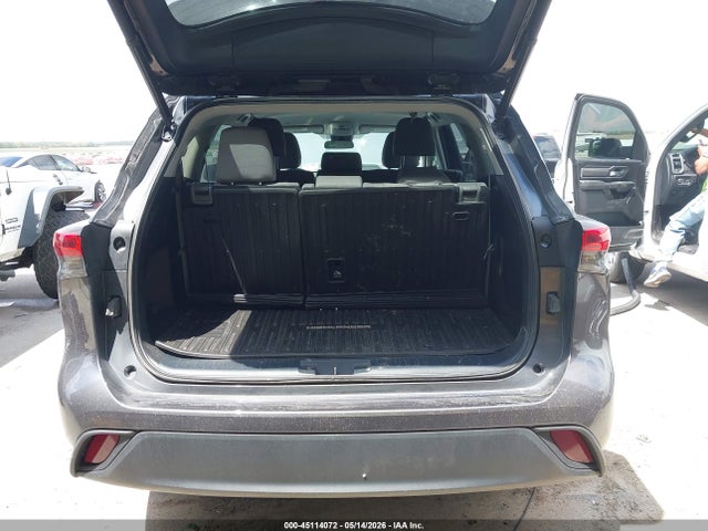 45114072 :رقم المزاد ، 5TDBZRBH6NS195810 vin ، 2022 Toyota Highlander Le مزاد بيع