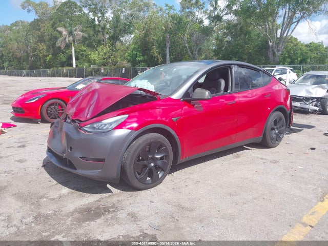 2021 Tesla Model Y Long Range Dual Motor All-wheel Drive მანქანა იყიდება აუქციონზე, vin: 5YJYGDEE3MF196131, აუქციონის ნომერი: 45114090