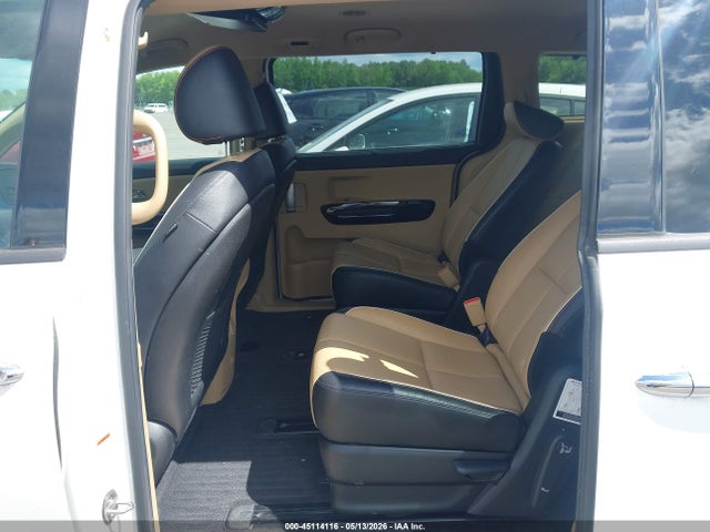 45114116 :رقم المزاد ، KNDME5C10H6343985 vin ، 2017 Kia Sedona Sx Luxury مزاد بيع