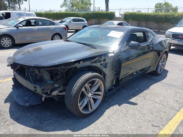 Chevrolet Camaro 2lt 2017 1G1FD1RS8H0162231 Image 2