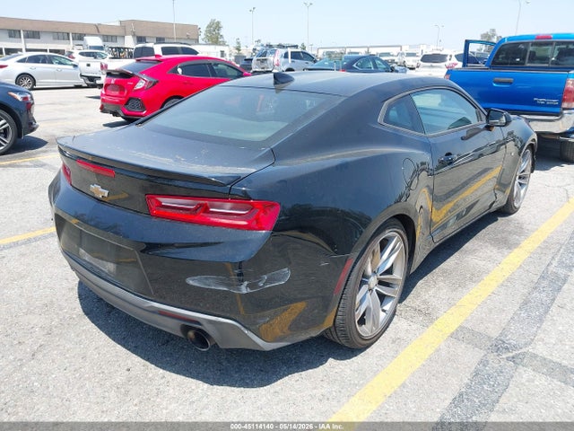 Chevrolet Camaro 2lt 2017 1G1FD1RS8H0162231 Image 4