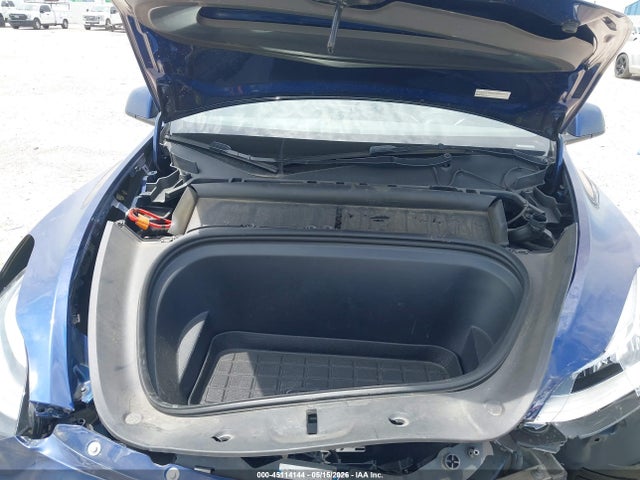 Продажа на аукционе авто 2023 Tesla Model Y Awd/long Range Dual Motor All-wheel Drive, vin: 7SAYGDEE3PA097023, номер лота: 45114144