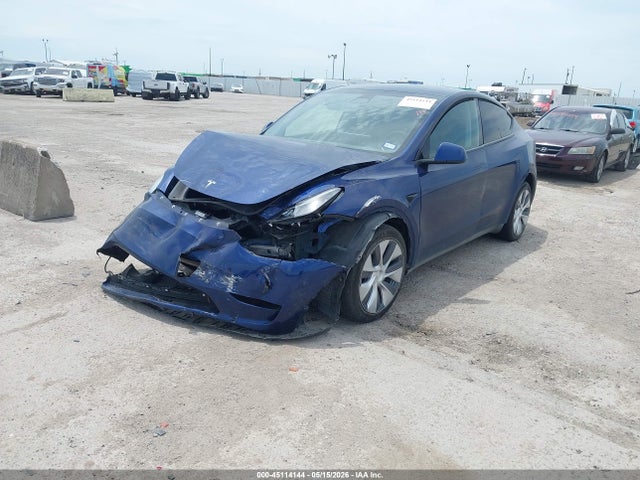 Продажа на аукционе авто 2023 Tesla Model Y Awd/long Range Dual Motor All-wheel Drive, vin: 7SAYGDEE3PA097023, номер лота: 45114144