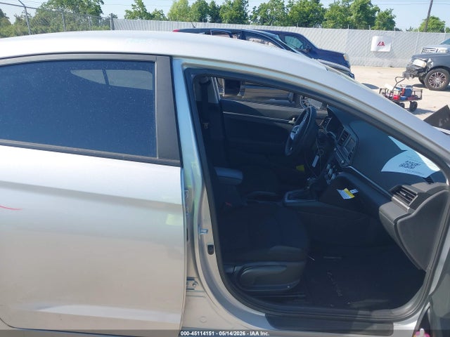 5NPD74LF8KH473963 Hyundai ELANTRA SE