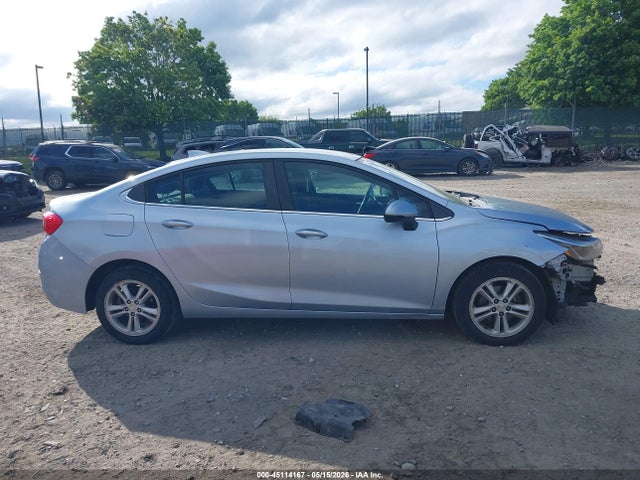 1G1BE5SM5H7137891 Chevrolet Cruze Lt Auto