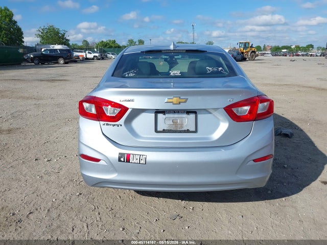 1G1BE5SM5H7137891 Chevrolet Cruze Lt Auto
