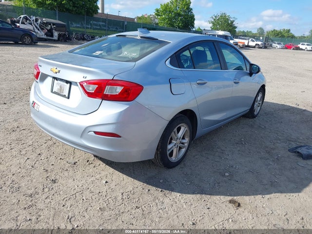 1G1BE5SM5H7137891 Chevrolet Cruze Lt Auto