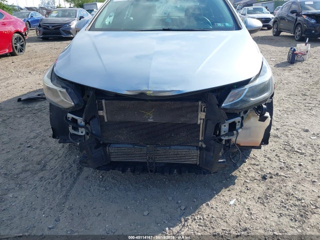1G1BE5SM5H7137891 Chevrolet Cruze Lt Auto