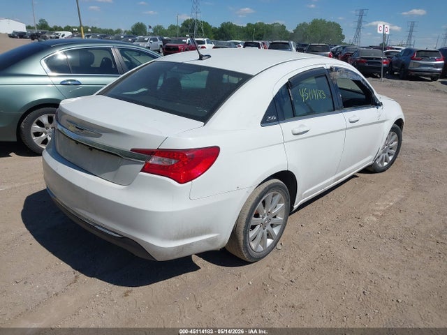 Продажа на аукционе авто 2013 Chrysler 200 Touring, vin: 1C3CCBBBXDN546901, номер лота: 45114183