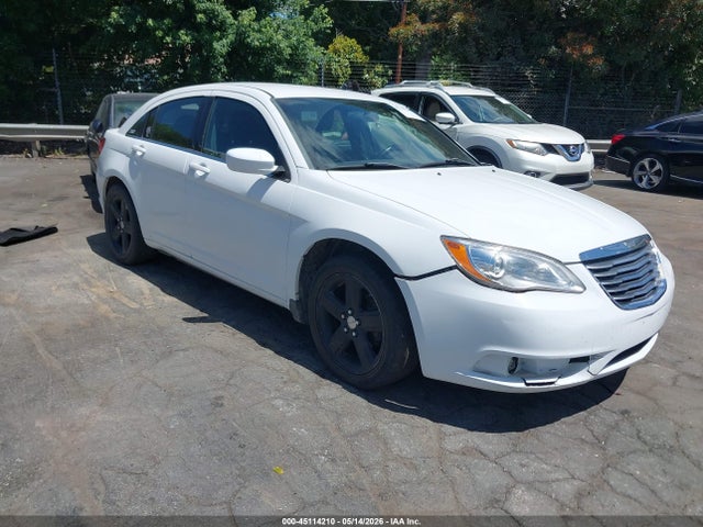 Aukcja sprzedaży 2014 Chrysler 200 Lx, vin: 1C3CCBAB3EN143457, numer aukcji: 45114210