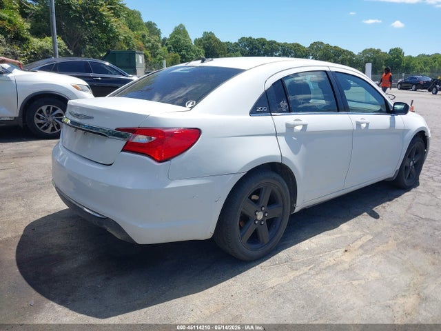 Aukcja sprzedaży 2014 Chrysler 200 Lx, vin: 1C3CCBAB3EN143457, numer aukcji: 45114210