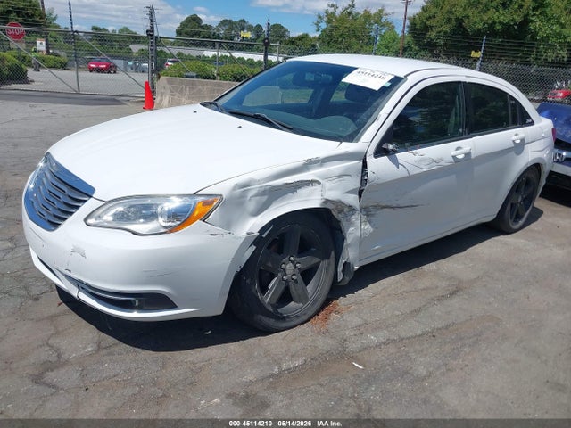 Aukcja sprzedaży 2014 Chrysler 200 Lx, vin: 1C3CCBAB3EN143457, numer aukcji: 45114210