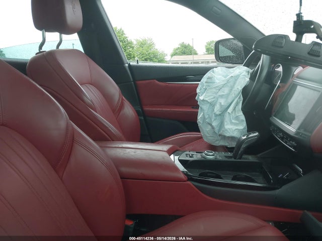 45114236 :رقم المزاد ، ZN661XUA2PX411533 vin ، 2023 Maserati Levante Gt مزاد بيع