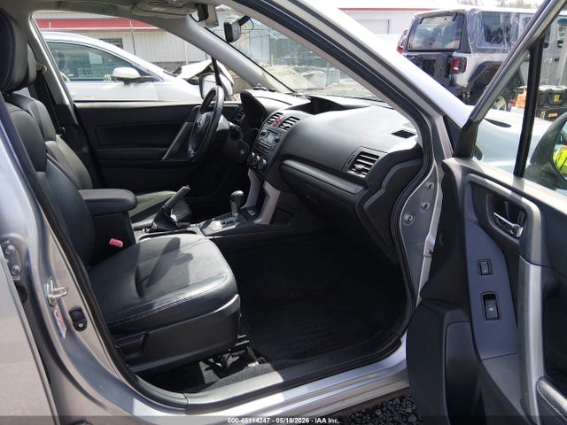 Subaru Forester 2.5i Limited 2015 JF2SJAHC0FH804837 Image 18
