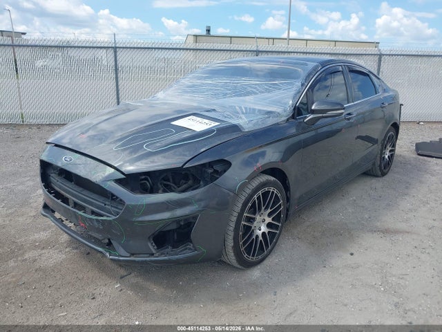 45114253 :رقم المزاد ، 3FA6P0D99KR143343 vin ، 2019 Ford Fusion Titanium مزاد بيع