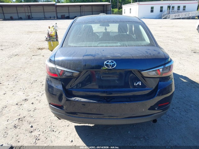 3MYDLBYV9JY306434 Toyota YARIS IA