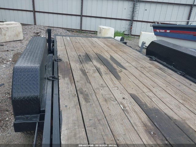 45114349 :رقم المزاد ، 16VEX2028K2083896 vin ، 2019 Big Tex Trailer Co Inc Unknown مزاد بيع