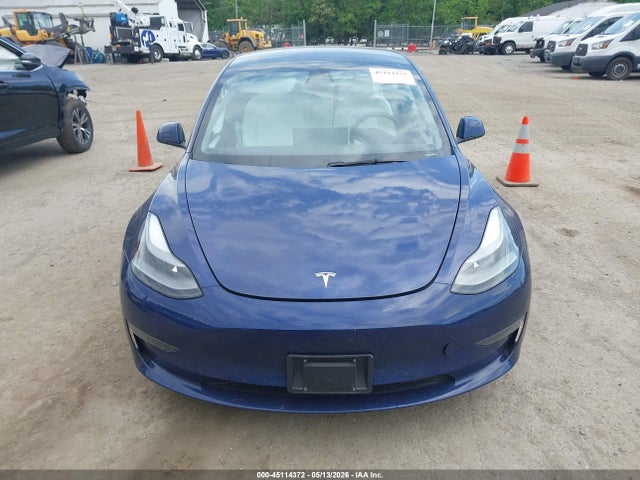 Tesla Model 3 Rear-wheel Drive 2023 5YJ3E1EA1PF490384 Image 12