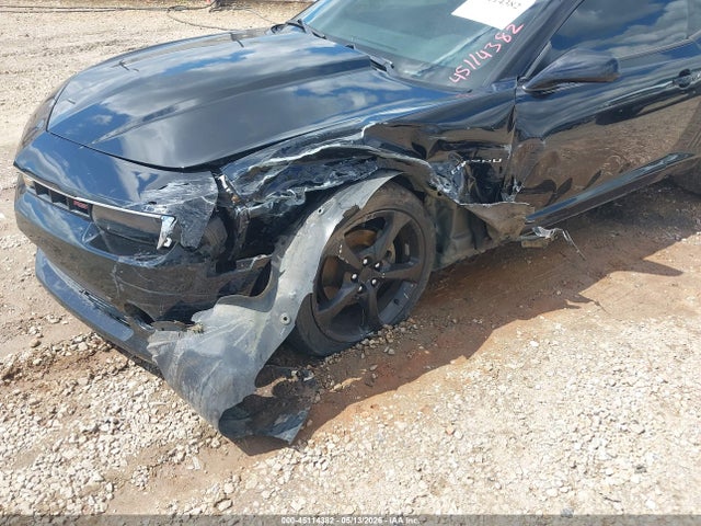 45114382 :رقم المزاد ، 2G1FD1E32F9258387 vin ، 2015 Chevrolet Camaro 1lt مزاد بيع