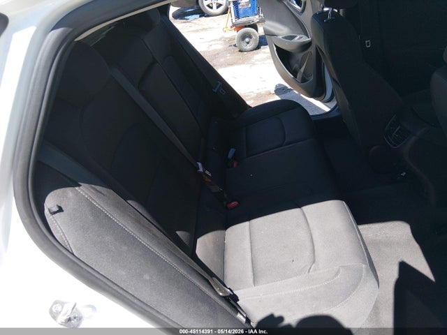 1G1ZD5ST2MF069770 Chevrolet Malibu Fwd Lt