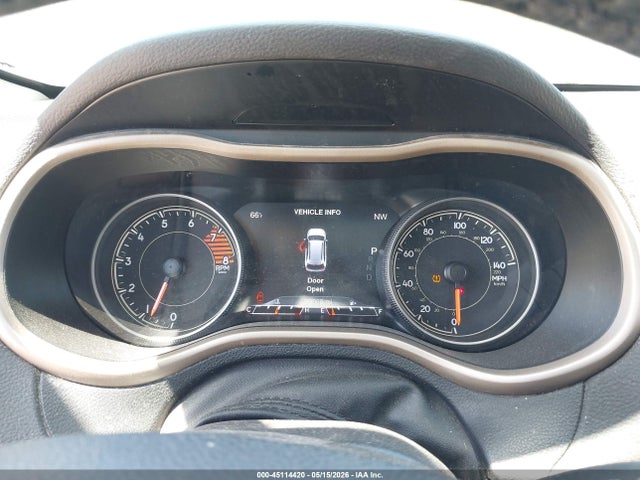 1C4PJMDS1HW620847 Jeep Cherokee Limited 4x4