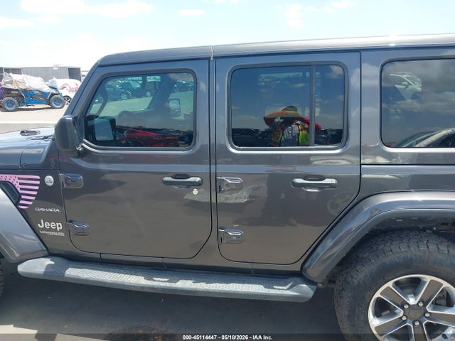 1C4HJXEN6LW350313 Jeep Wrangler Unlimited Sahara 4x4