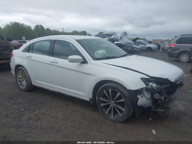 Aukcja sprzedaży 2013 Chrysler 200 Limited, vin: 1C3CCBCG5DN524184, numer aukcji: 45114492