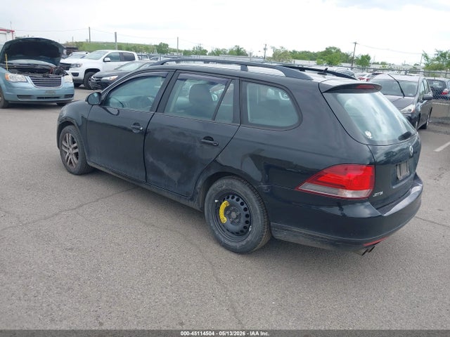 45114504 :رقم المزاد ، 3VWPP7AJ4CM695656 vin ، 2012 Volkswagen Jetta Sportwagen 2.5l S مزاد بيع
