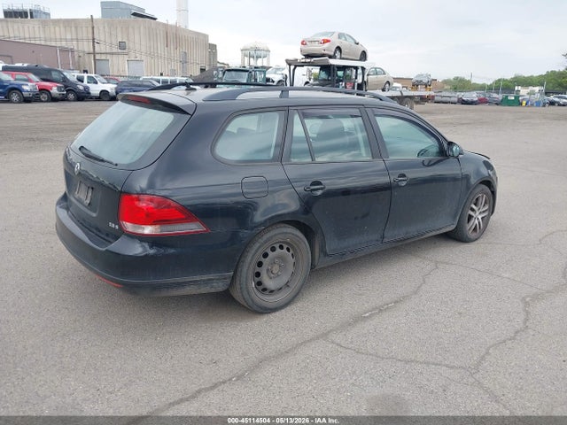 45114504 :رقم المزاد ، 3VWPP7AJ4CM695656 vin ، 2012 Volkswagen Jetta Sportwagen 2.5l S مزاد بيع